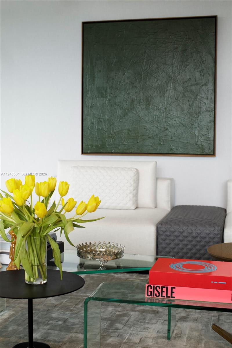 image Bristol Tower Condo7