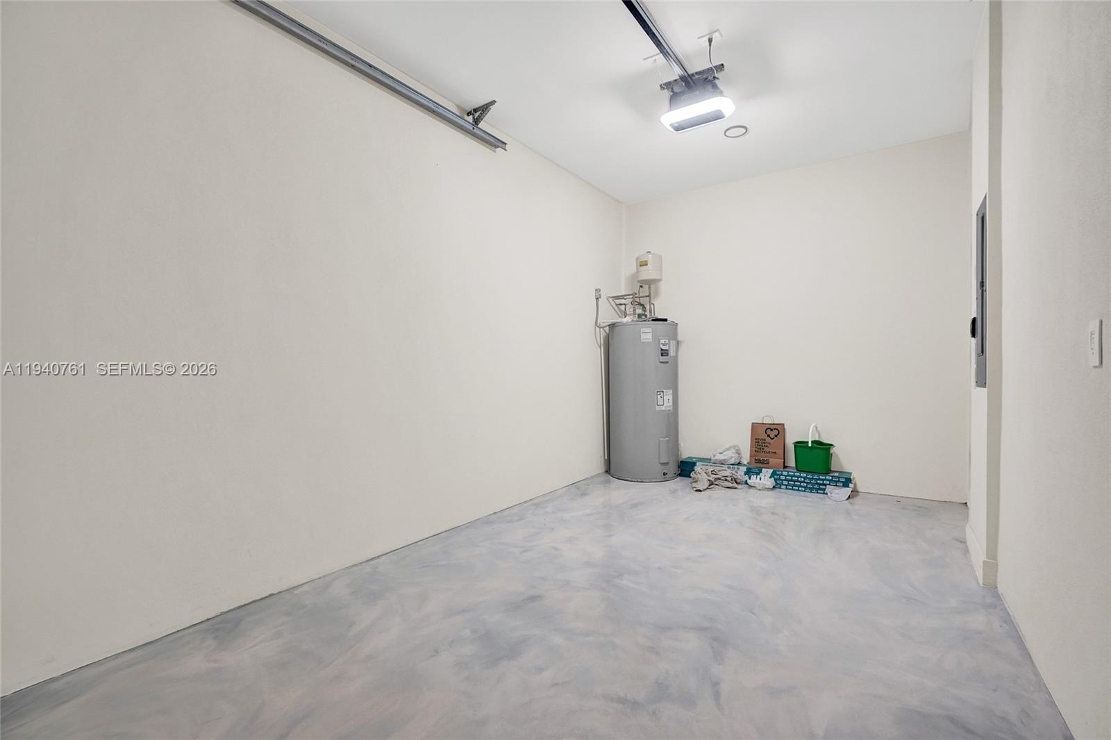 3071 Hibiscus St Miami, FL 33133