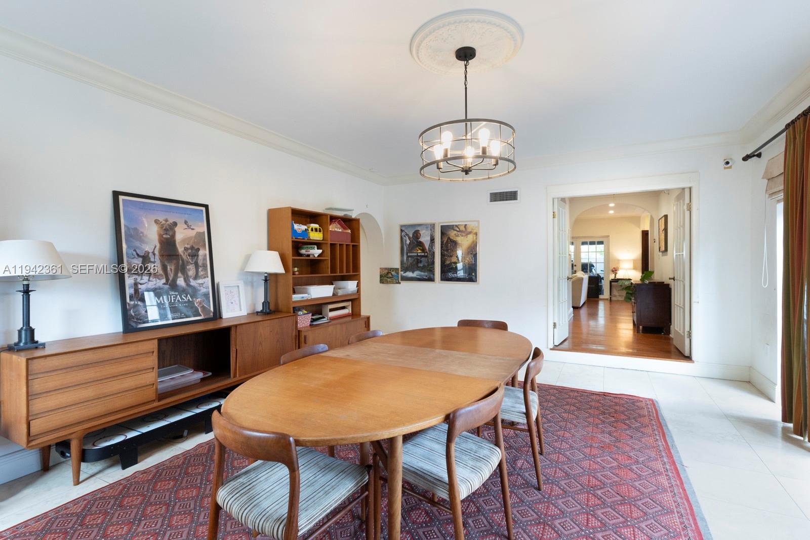 360 SW 28th Rd Miami, FL 33129