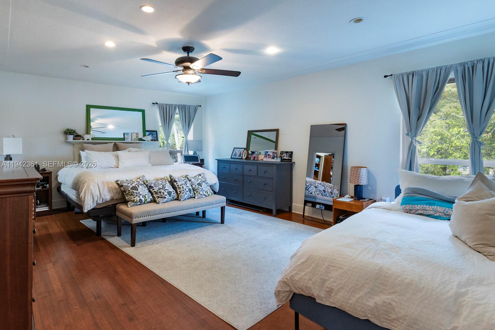 360 SW 28th Rd Miami, FL 33129