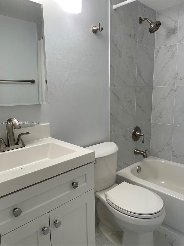 8701 SW 141st St #G7 Palmetto Bay, FL 33176