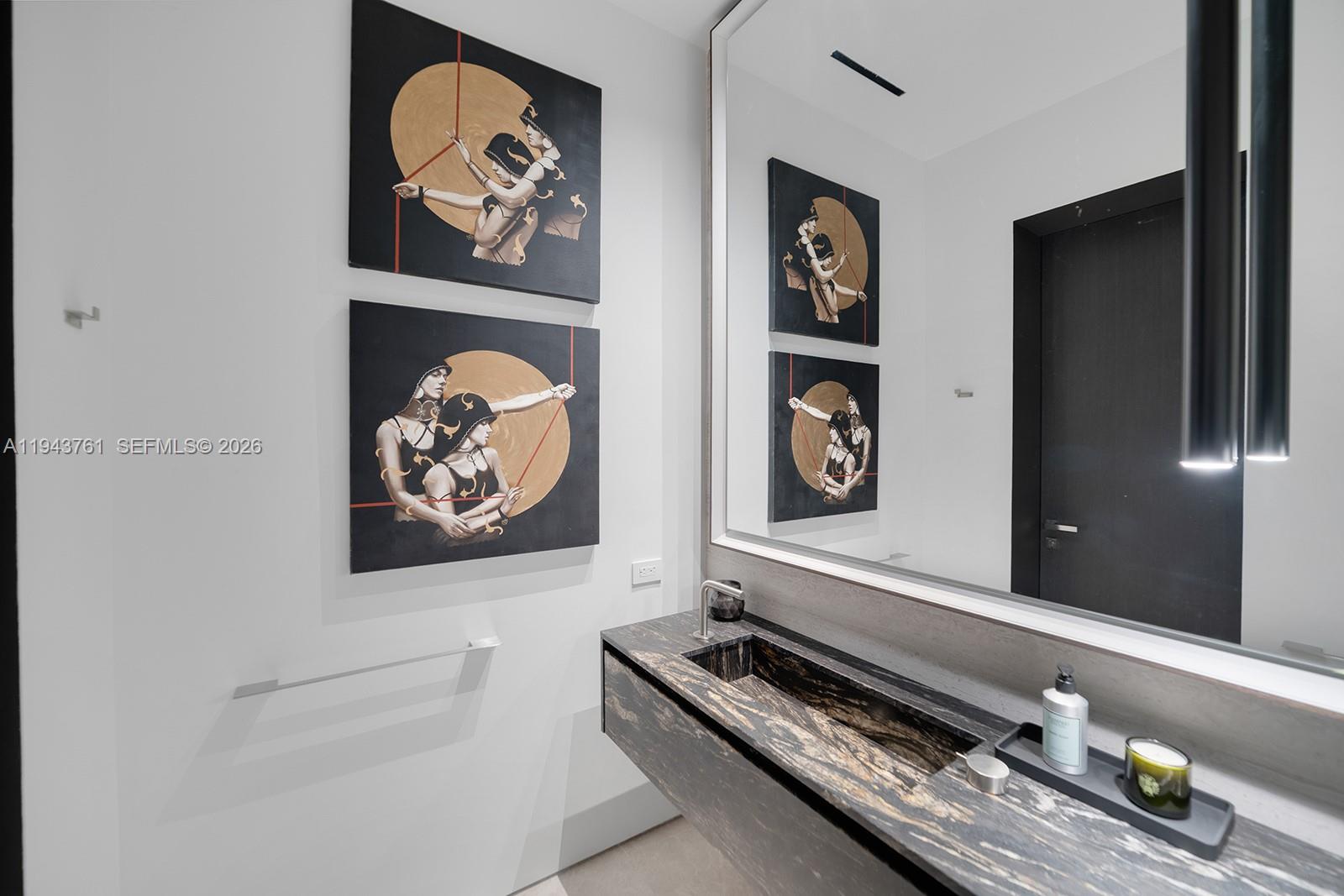 217 E Rivo Alto Dr Miami Beach, FL 33139