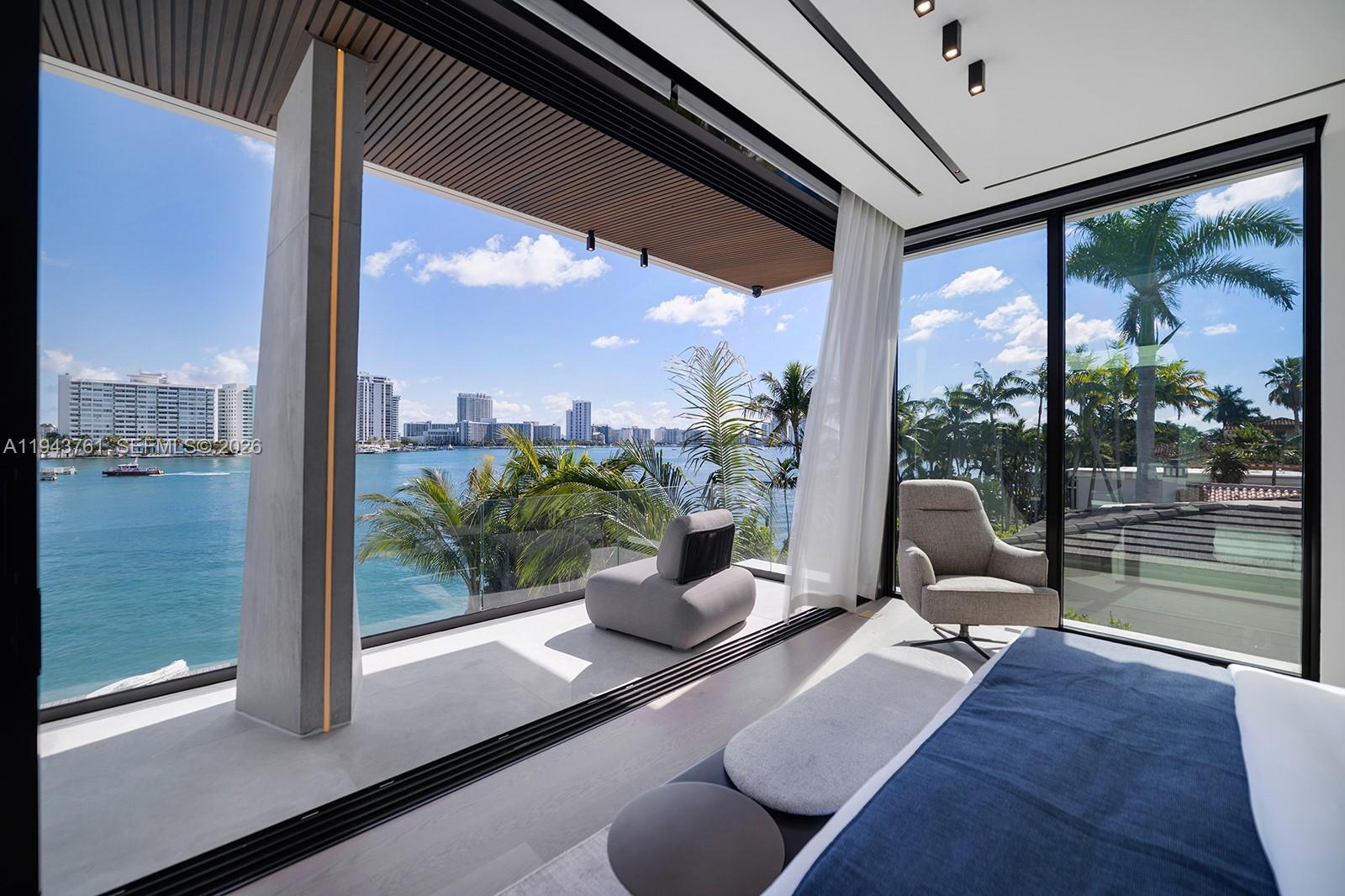 217 E Rivo Alto Dr Miami Beach, FL 33139