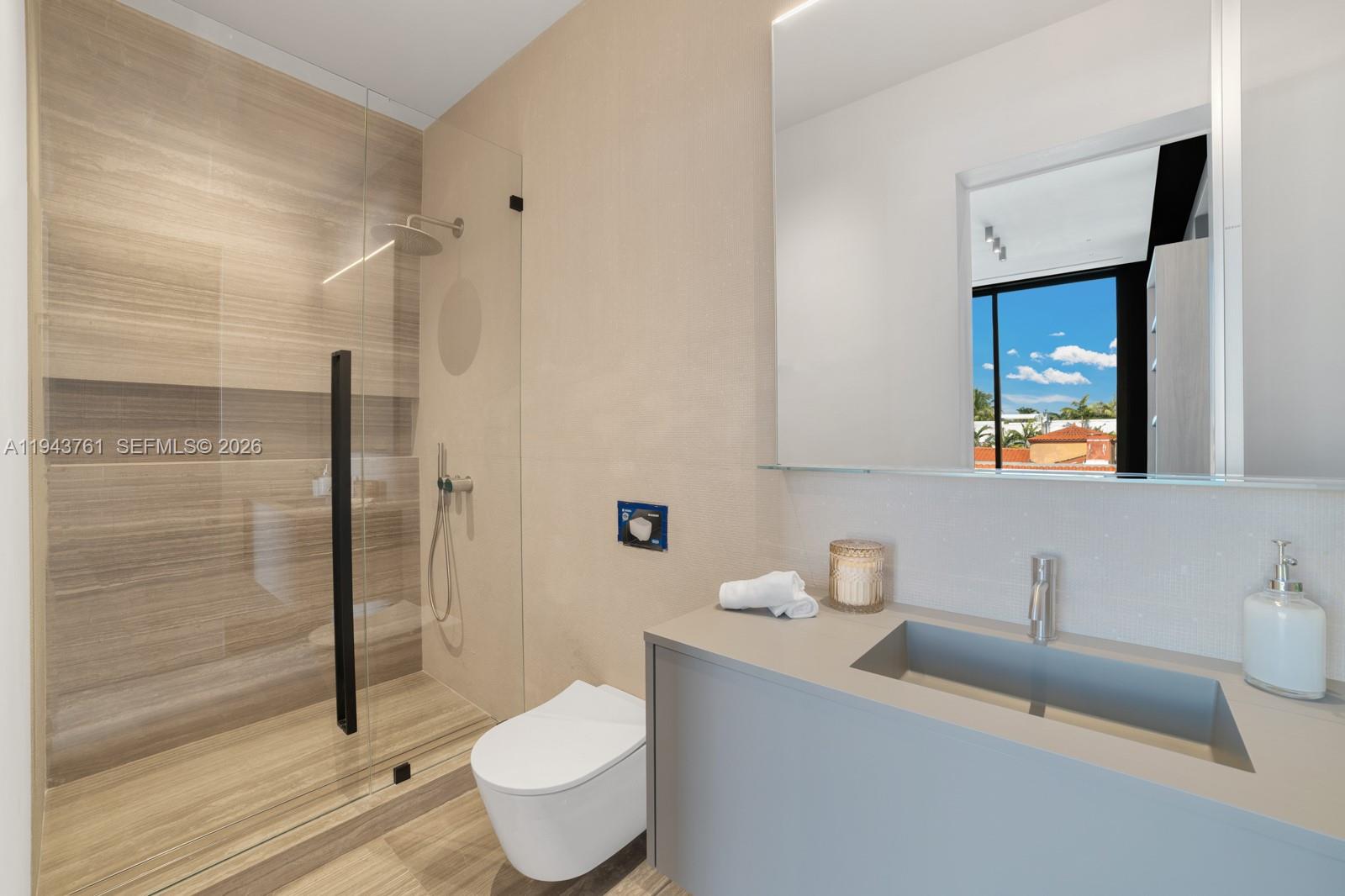 217 E Rivo Alto Dr Miami Beach, FL 33139