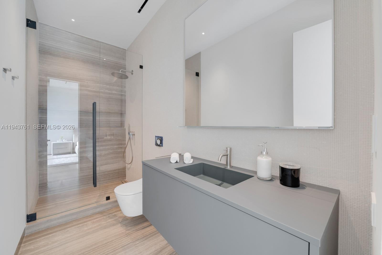 217 E Rivo Alto Dr Miami Beach, FL 33139