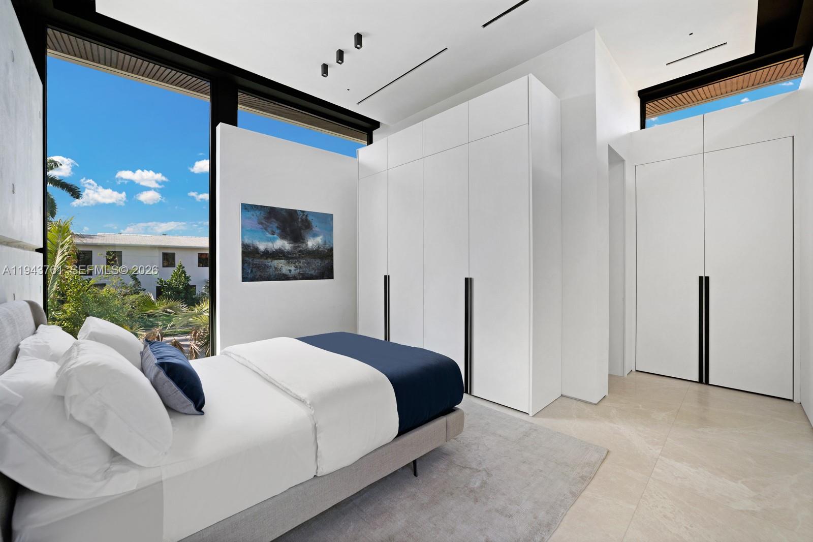 217 E Rivo Alto Dr Miami Beach, FL 33139