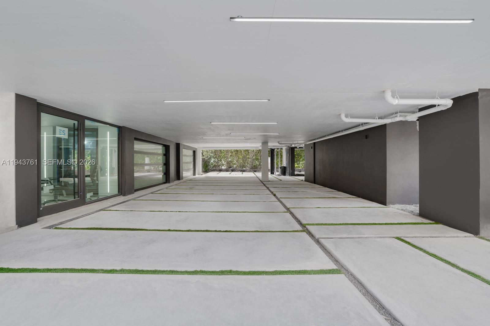 217 E Rivo Alto Dr Miami Beach, FL 33139