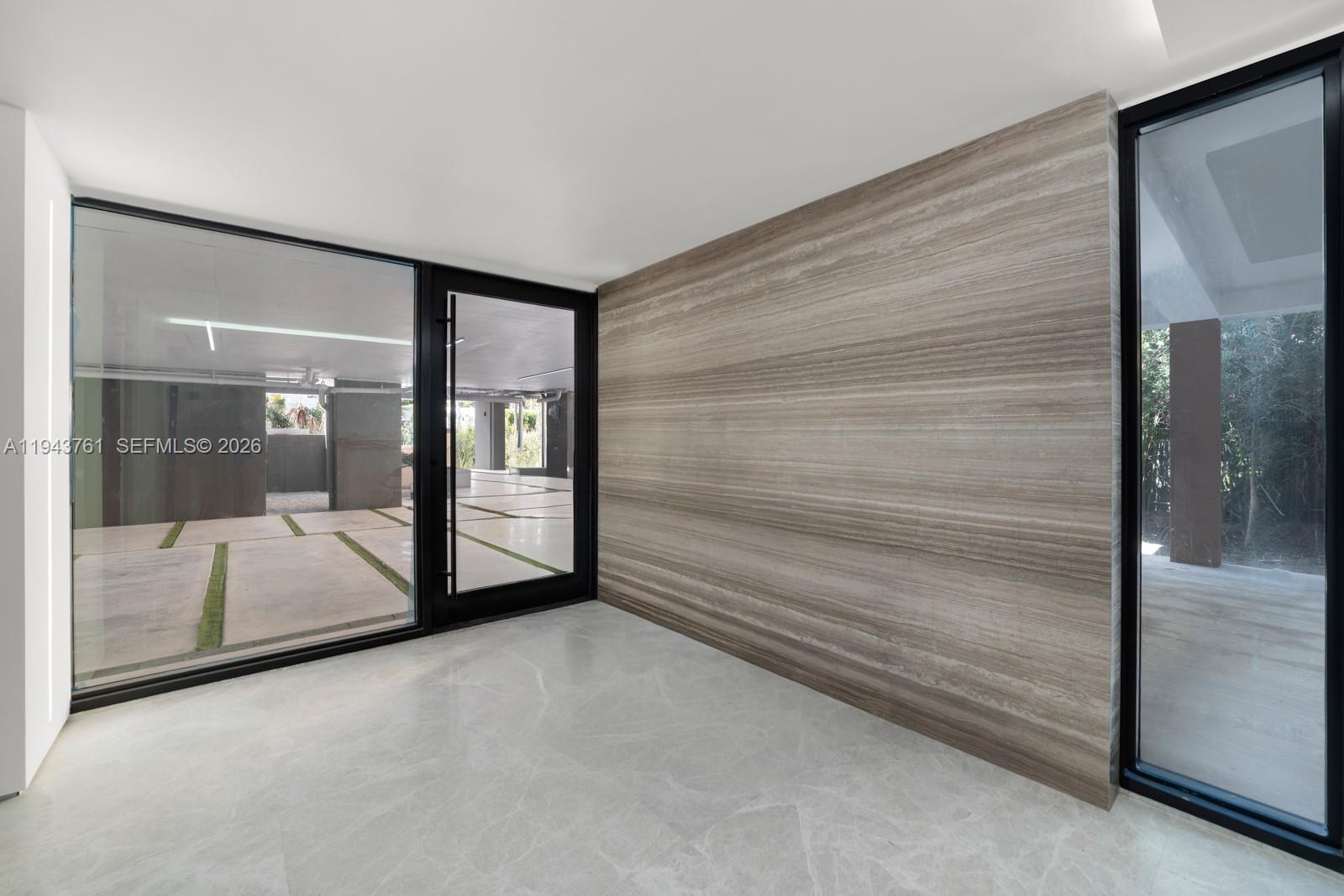 217 E Rivo Alto Dr Miami Beach, FL 33139