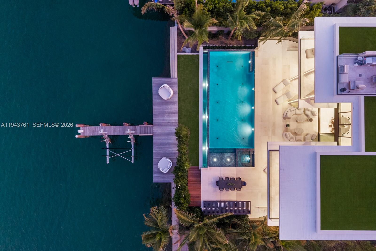 217 E Rivo Alto Dr Miami Beach, FL 33139