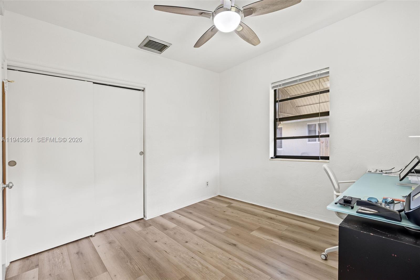 206 SE 5th St #. Dania Beach, FL 33004