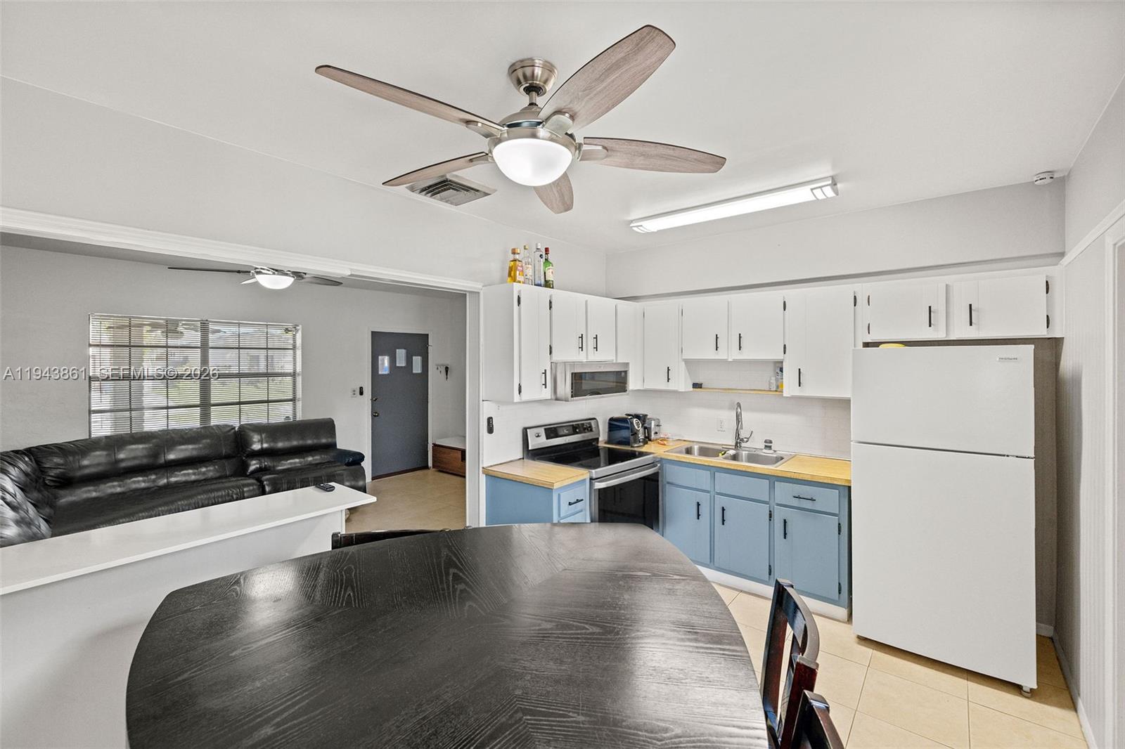 206 SE 5th St #. Dania Beach, FL 33004