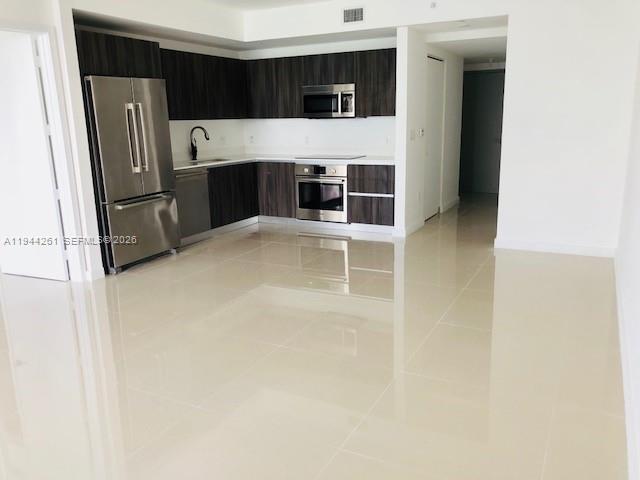 488 NE 18th St #3703