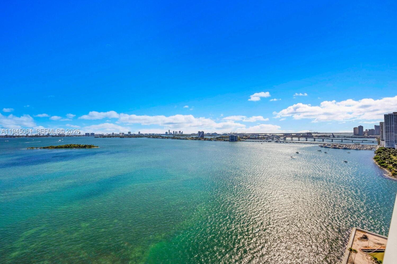 image New Wave Condominium2