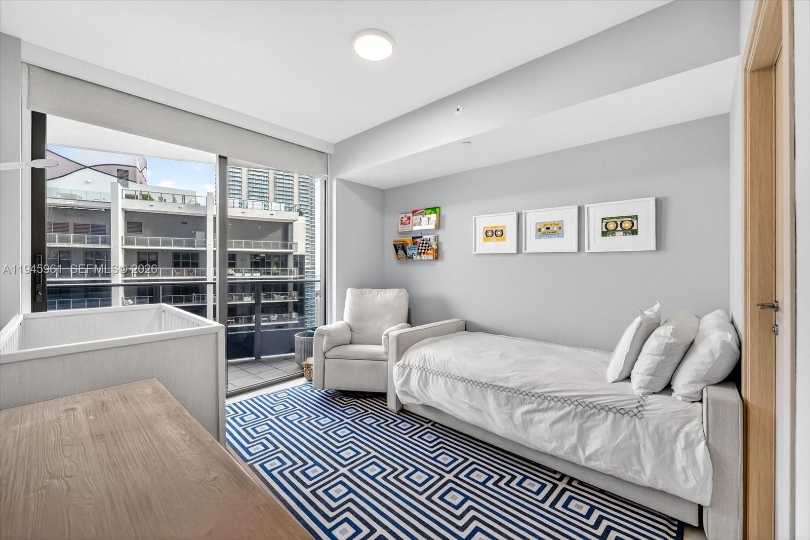 1000 Brickell Plz #4809 Miami, FL 33131