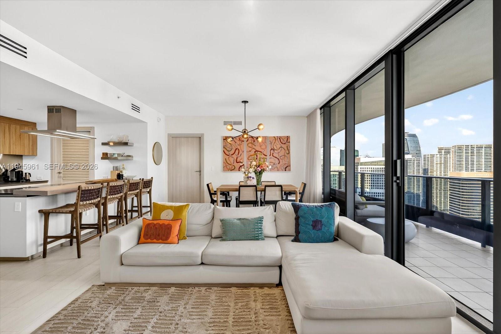 1000 Brickell Plz #4809 Miami, FL 33131