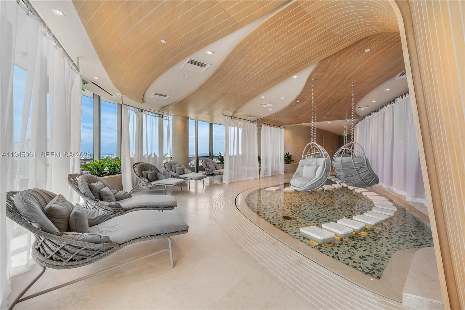 1000 Brickell Plz #4809 Miami, FL 33131