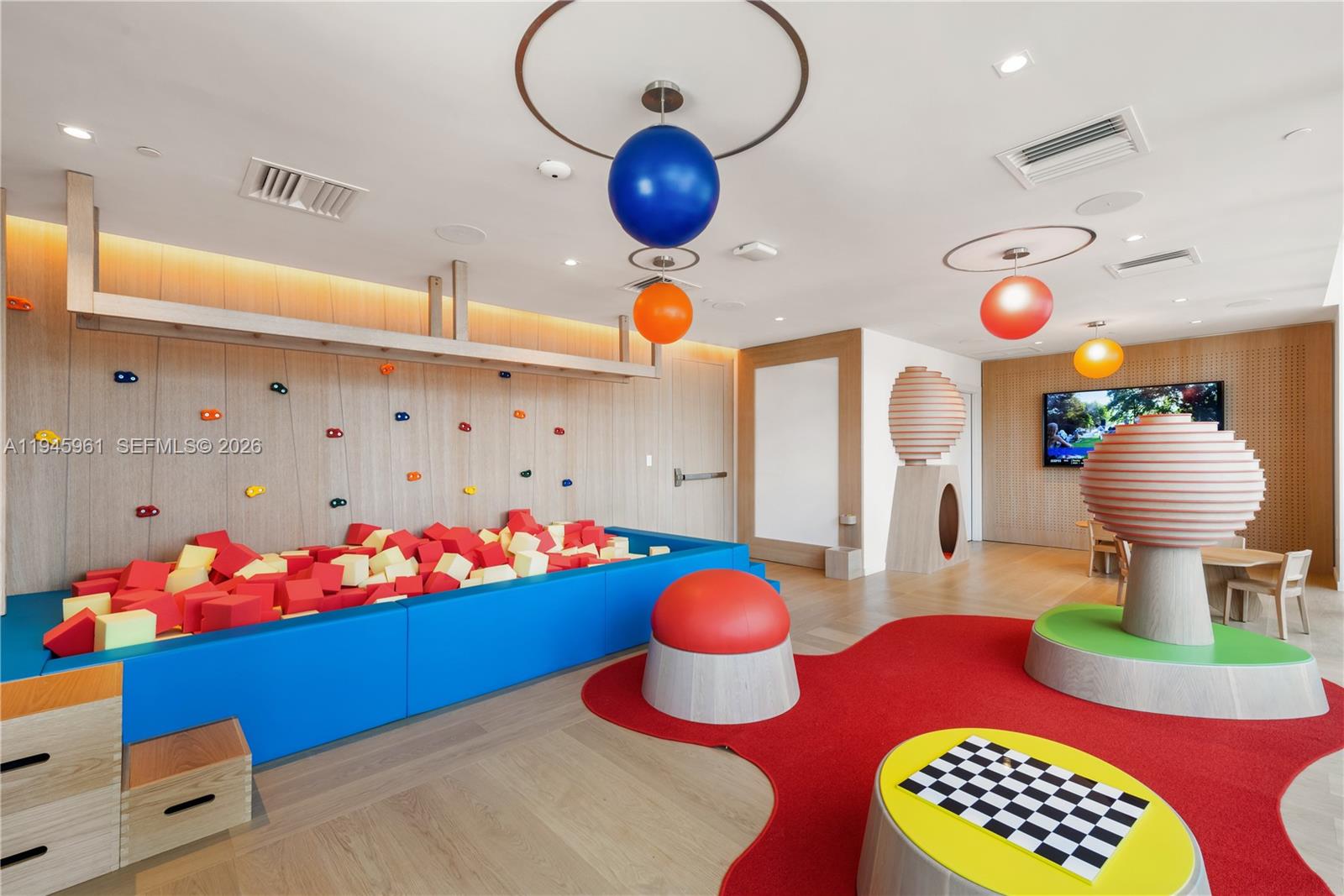 1000 Brickell Plz #4809 Miami, FL 33131