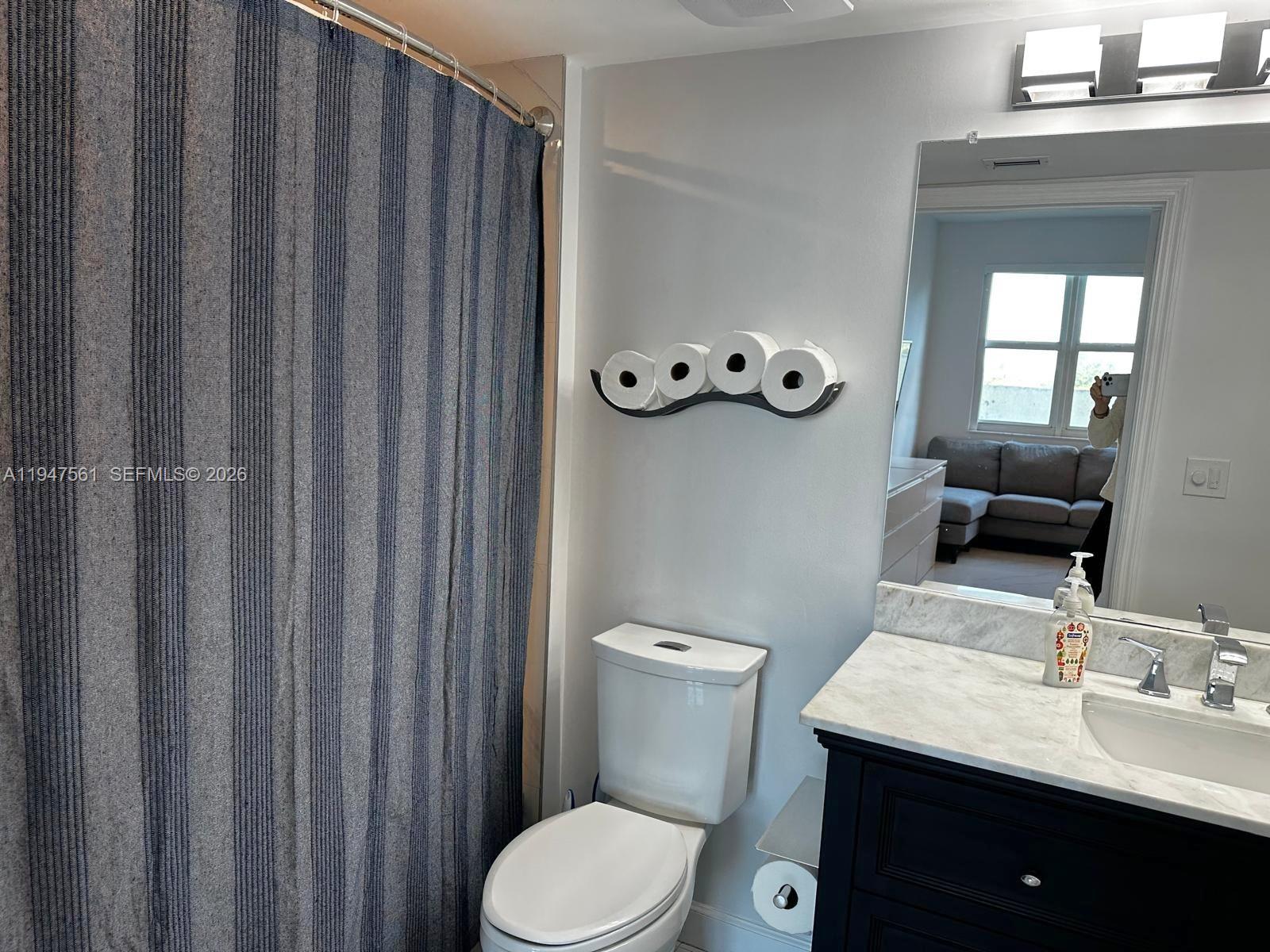 3000 Coral Way #421 Miami, FL 33145