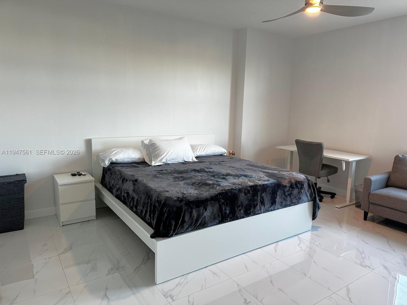 3000 Coral Way #421 Miami, FL 33145