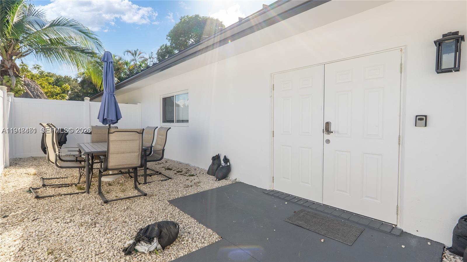 1702 SW 20th St Fort Lauderdale, FL 33315