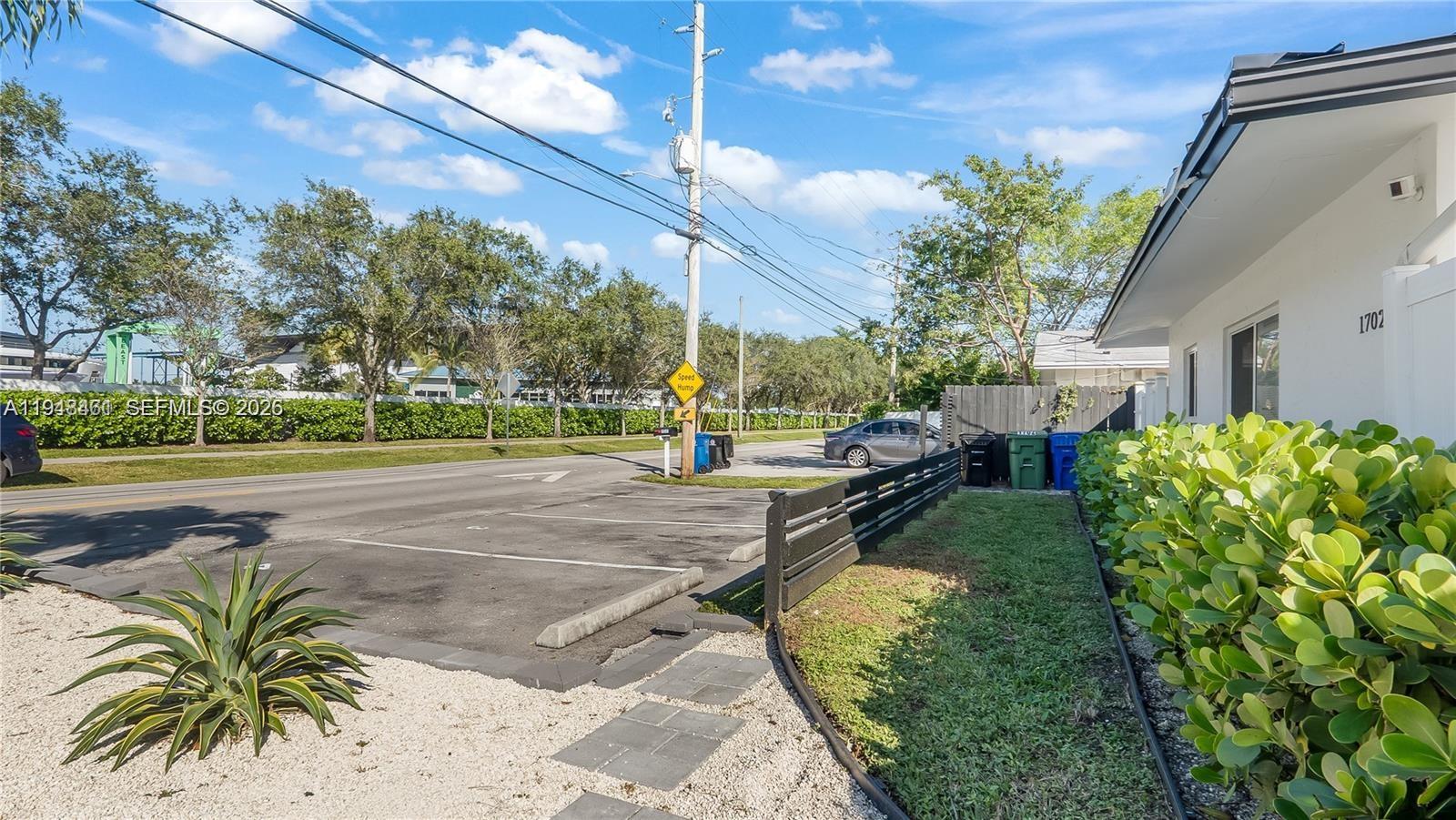 1702 SW 20th St Fort Lauderdale, FL 33315