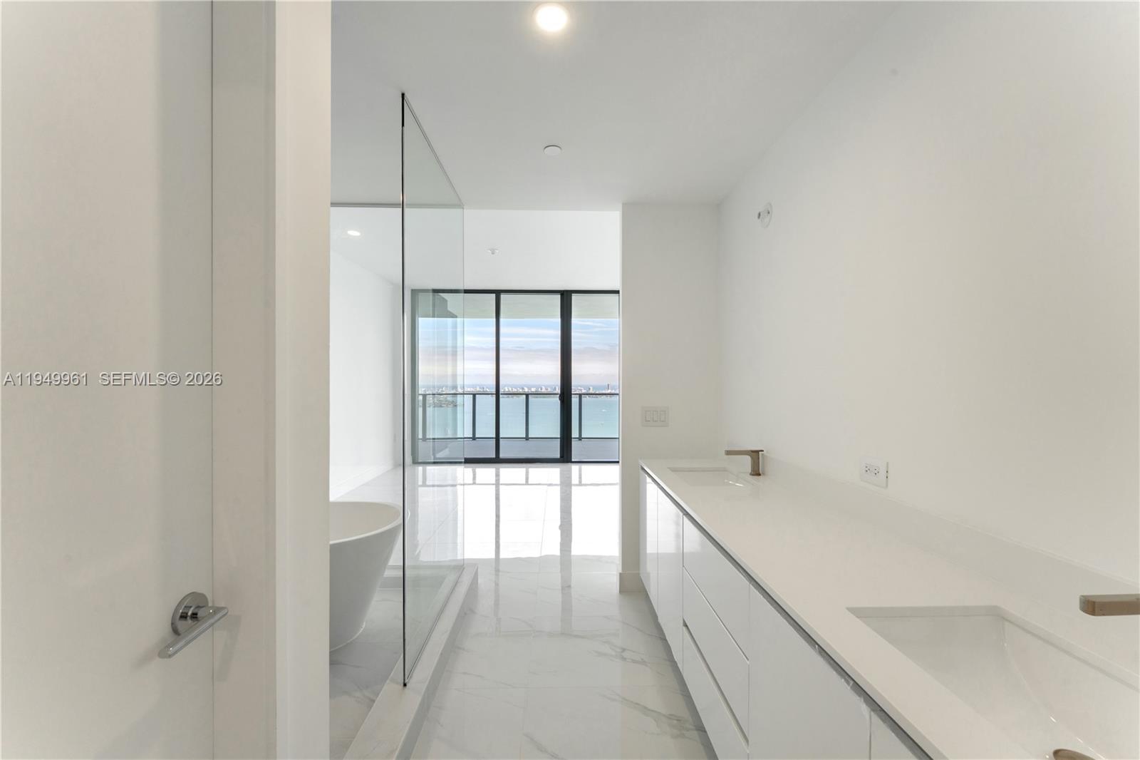 700 NE 24th St #4503 Miami, FL 33137