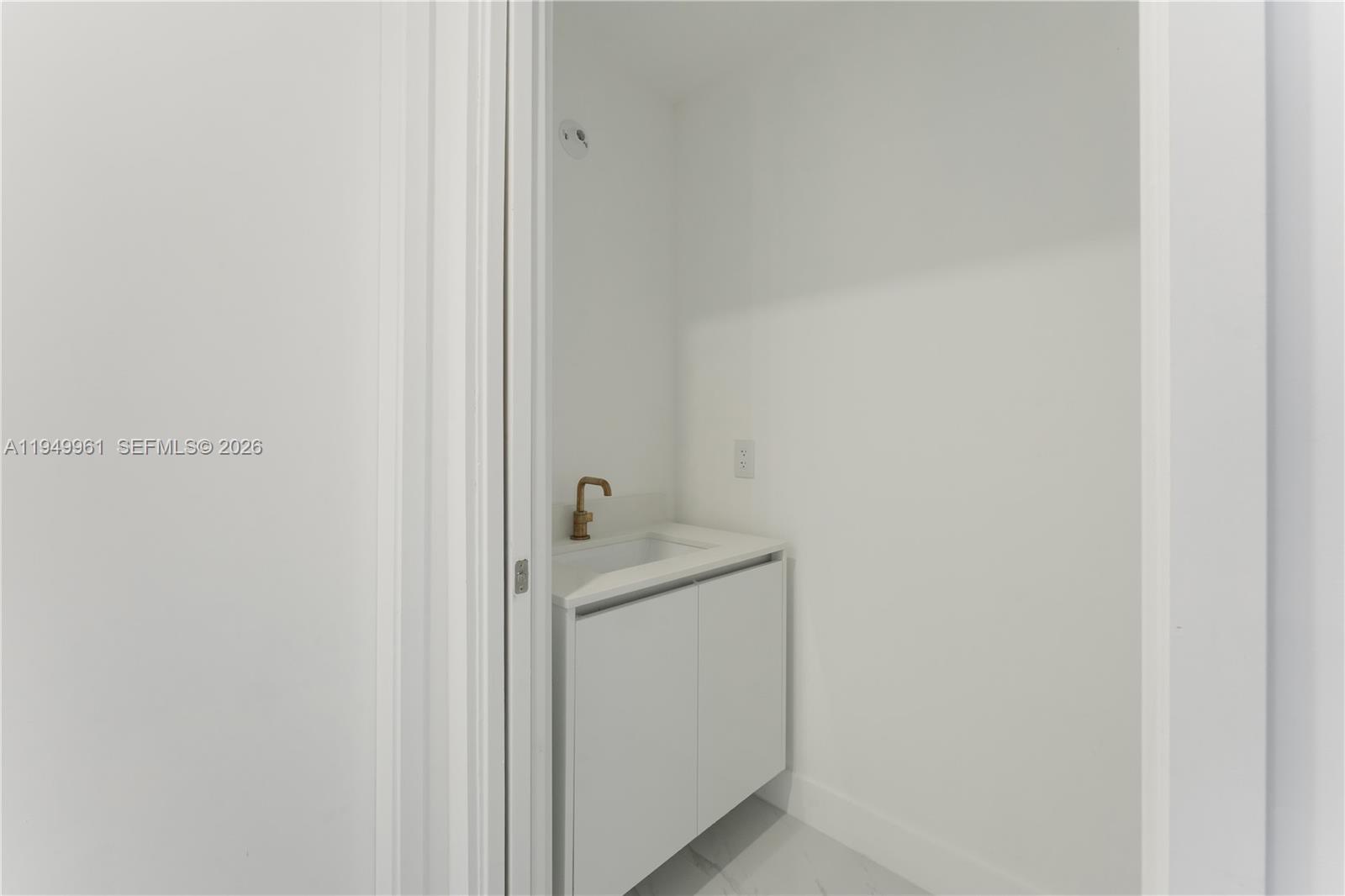 700 NE 24th St #4503 Miami, FL 33137