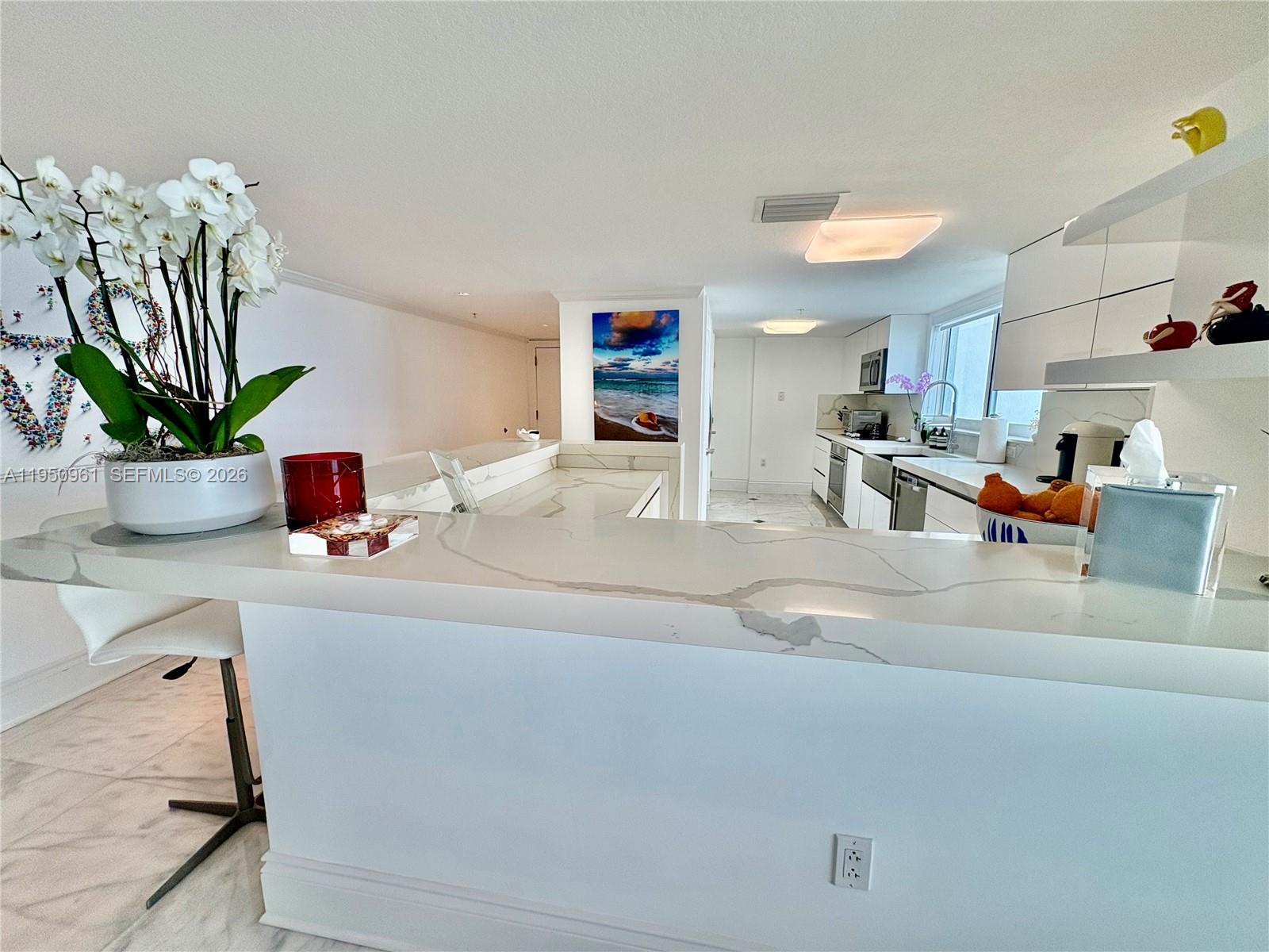 1800 N Bayshore Dr #1801 Miami, FL 33132