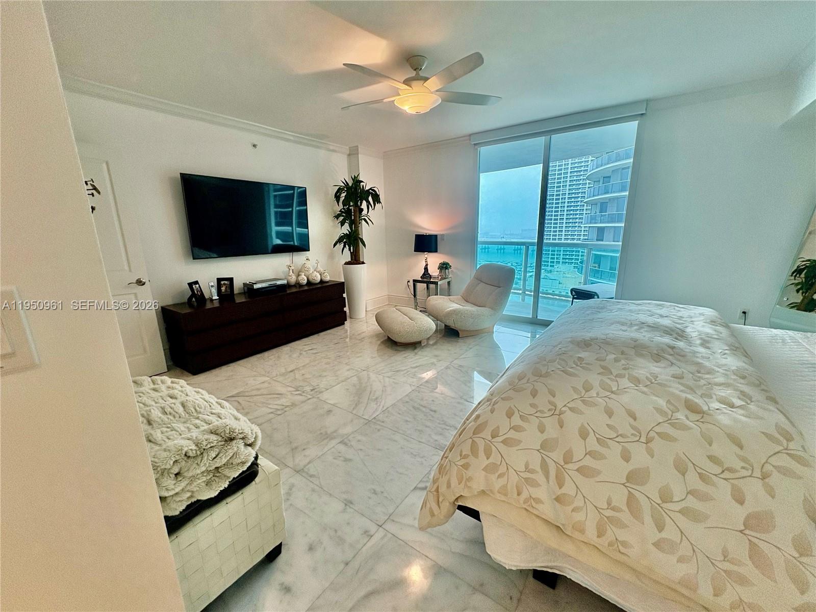 1800 N Bayshore Dr #1801 Miami, FL 33132