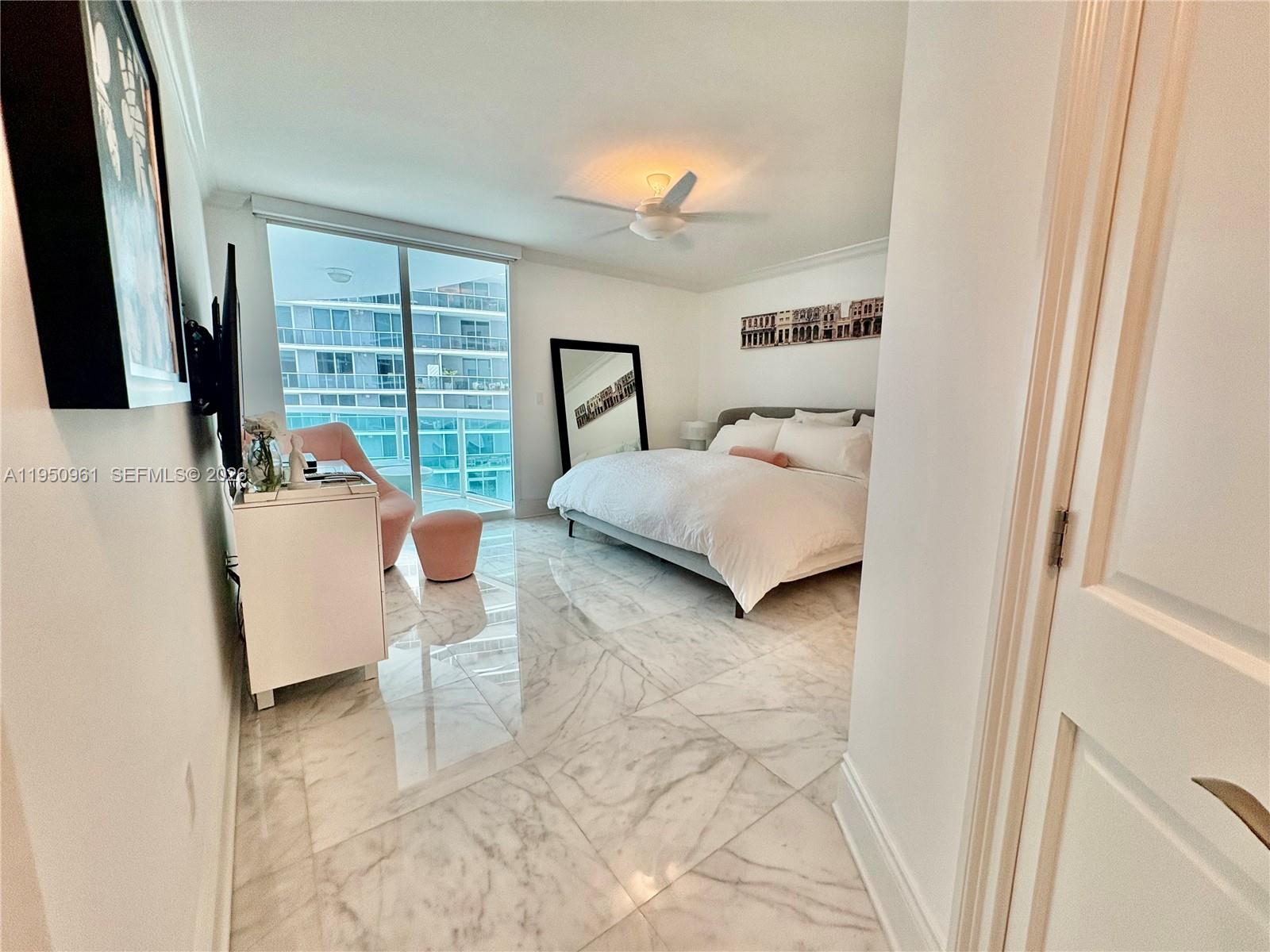 1800 N Bayshore Dr #1801 Miami, FL 33132