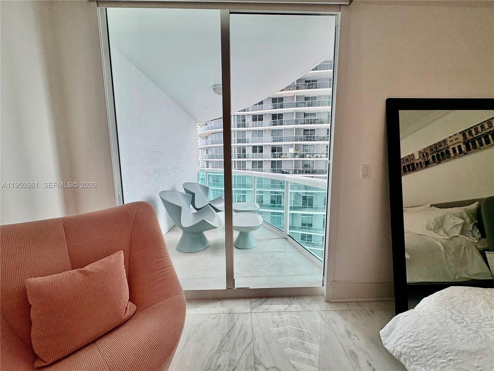 1800 N Bayshore Dr #1801 Miami, FL 33132