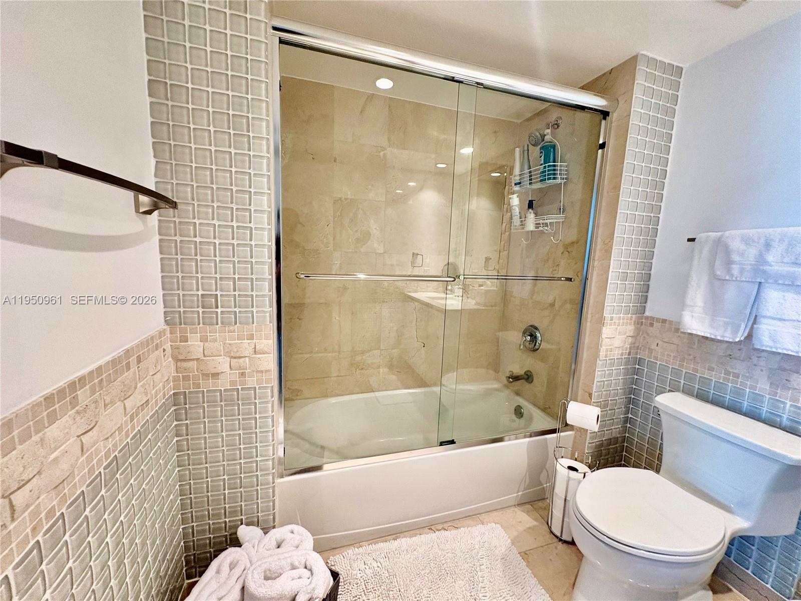 1800 N Bayshore Dr #1801 Miami, FL 33132