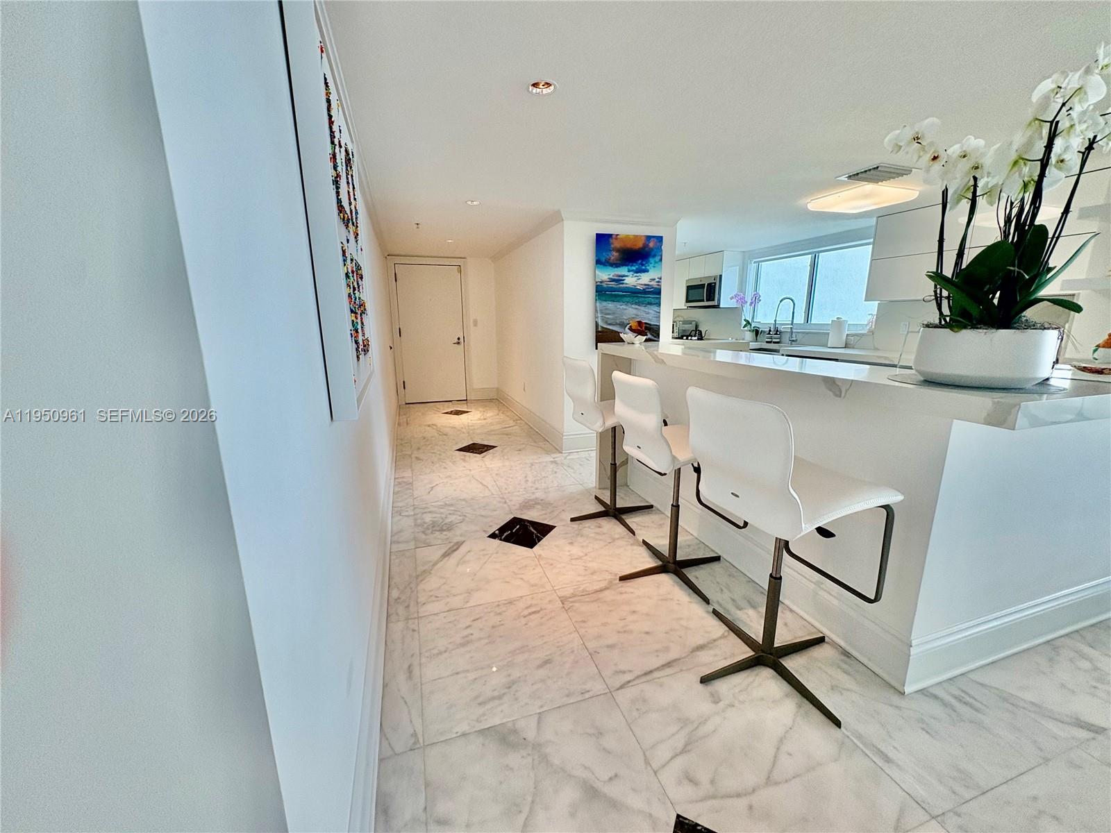 1800 N Bayshore Dr #1801 Miami, FL 33132