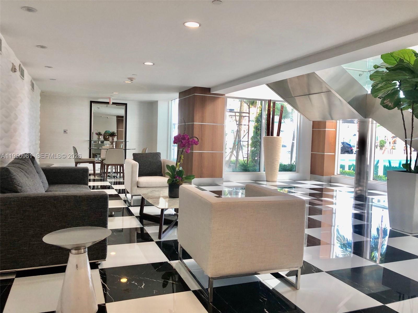 1800 N Bayshore Dr #1801 Miami, FL 33132