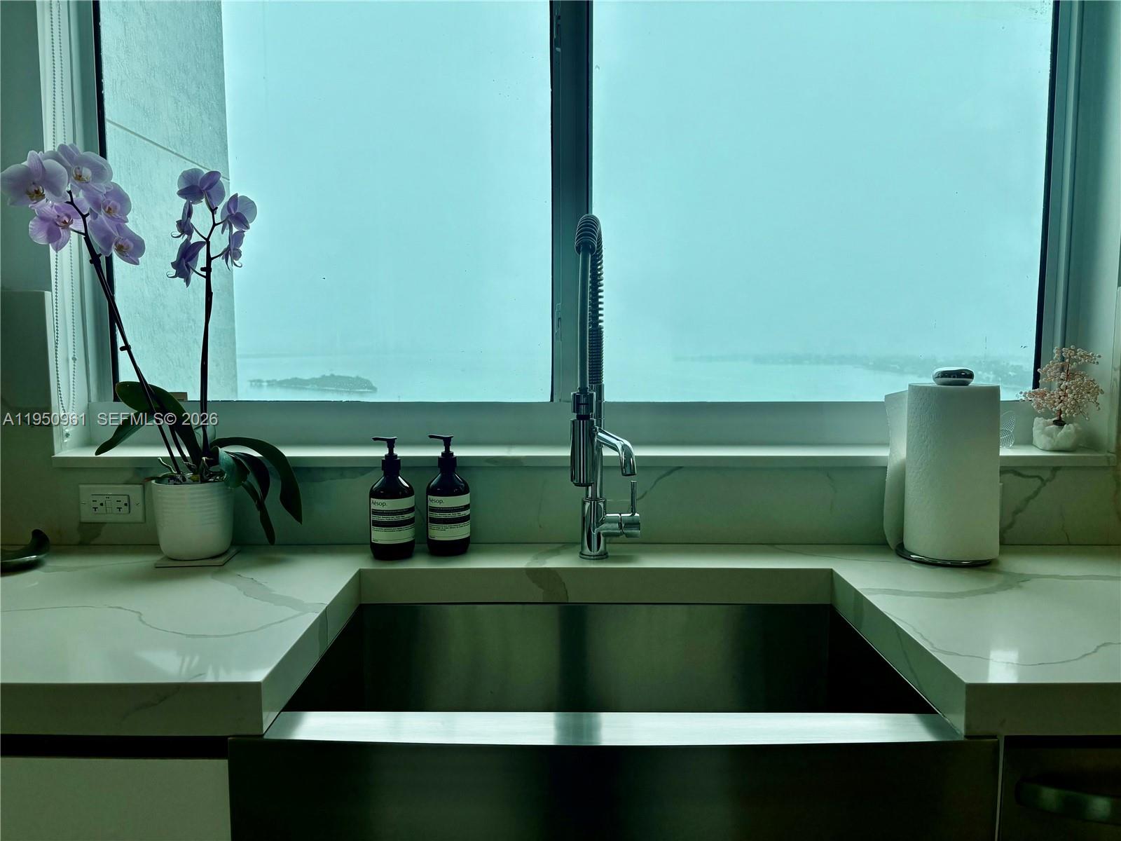 1800 N Bayshore Dr #1801 Miami, FL 33132