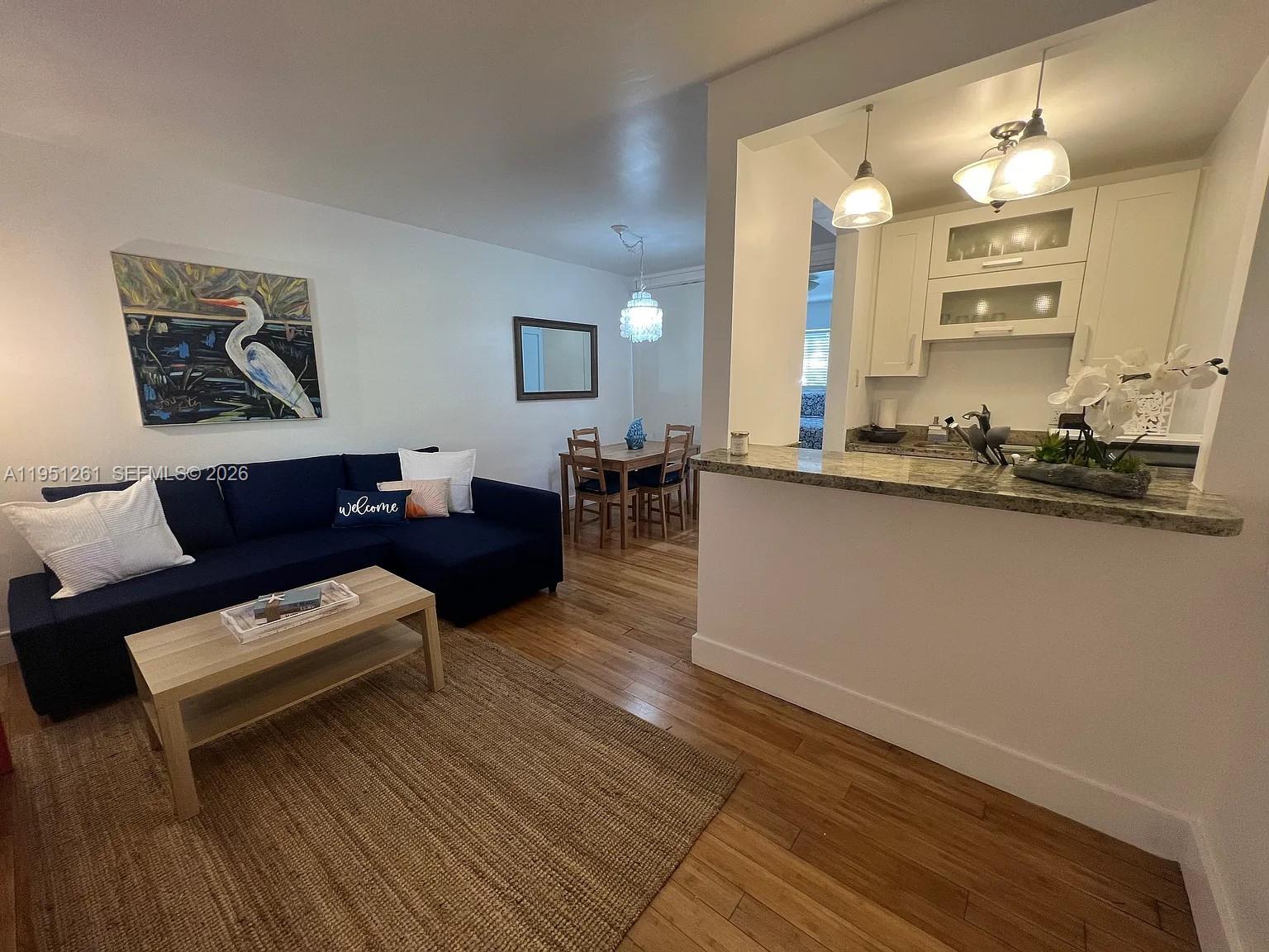 100 Sunrise Dr #5 Key Biscayne, FL 33149