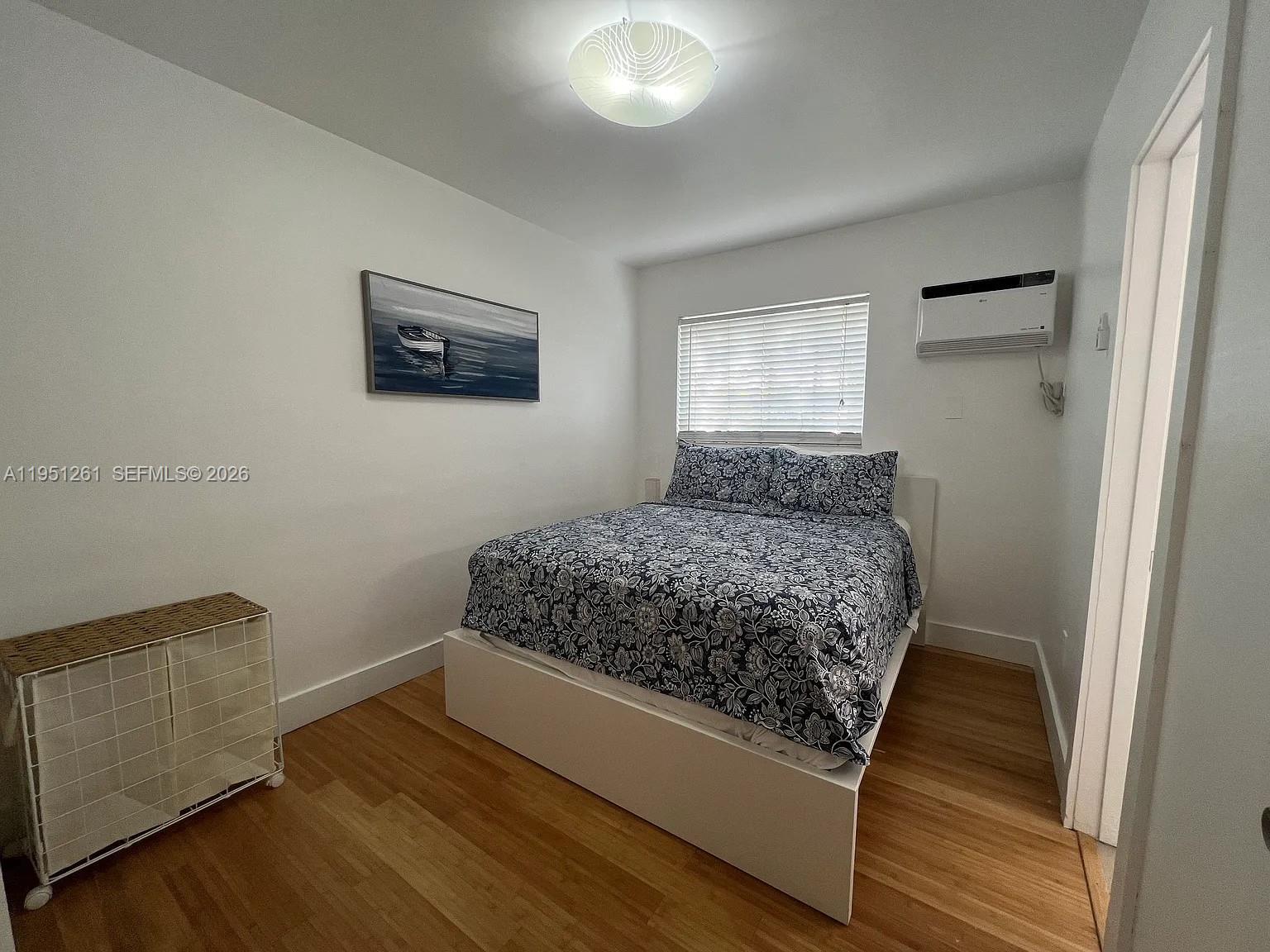 100 Sunrise Dr #5 Key Biscayne, FL 33149