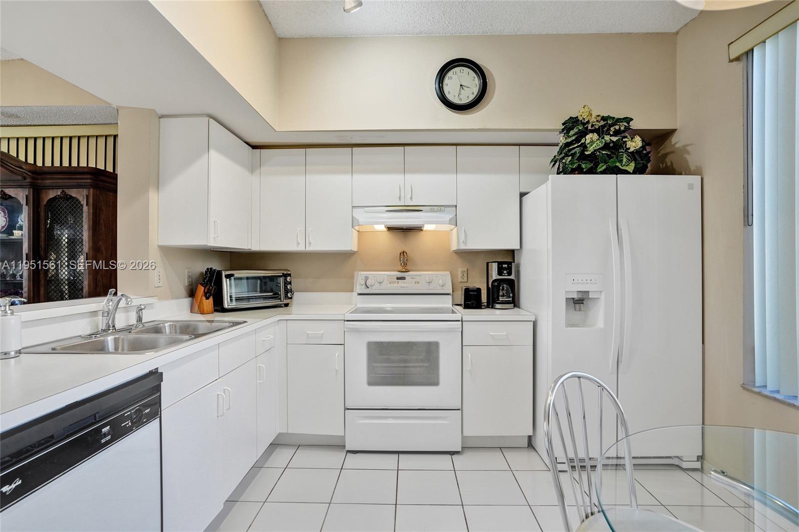 10530 NW 10th St #B-125 Plantation, FL 33322