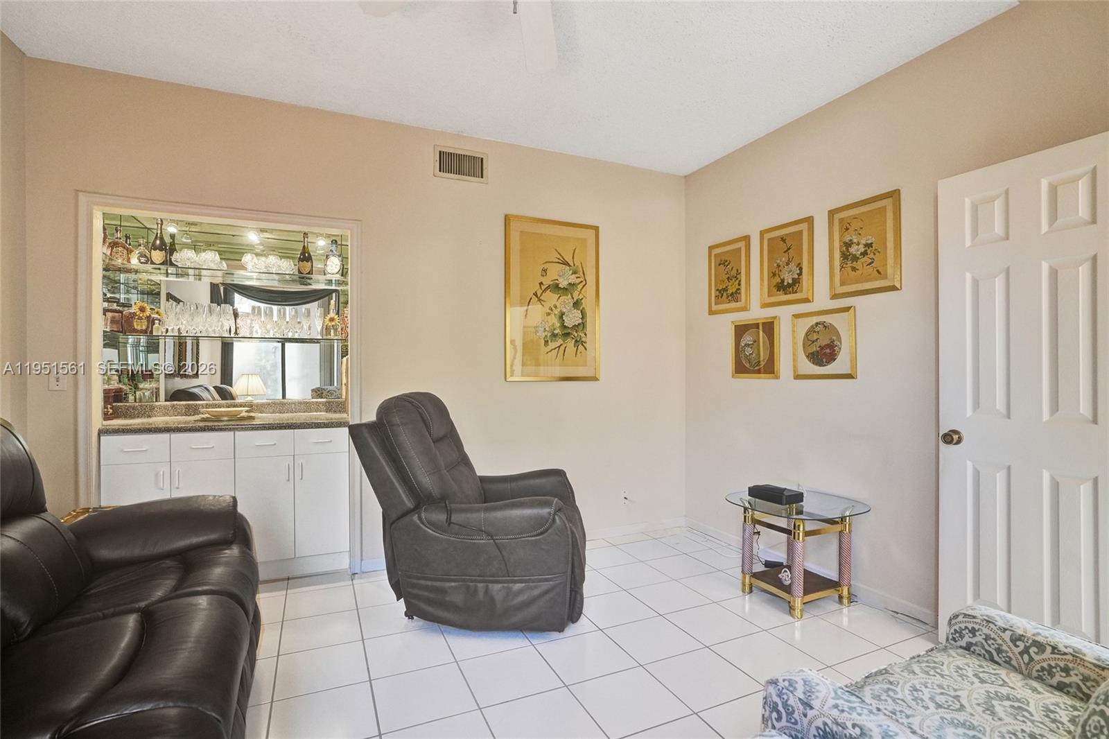 10530 NW 10th St #B-125 Plantation, FL 33322