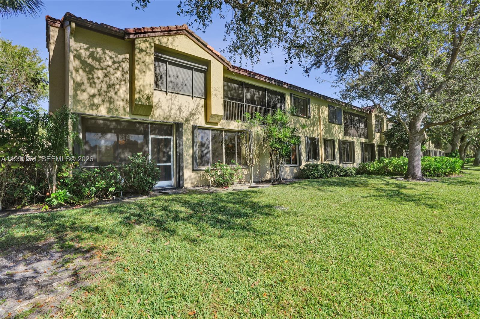 10530 NW 10th St #B-125 Plantation, FL 33322