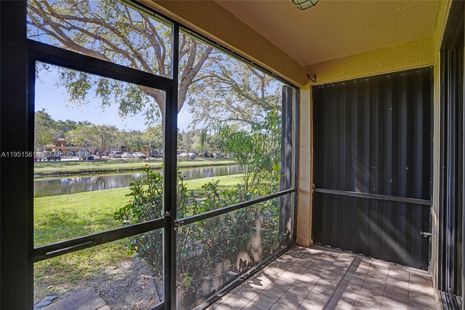 10530 NW 10th St #B-125 Plantation, FL 33322