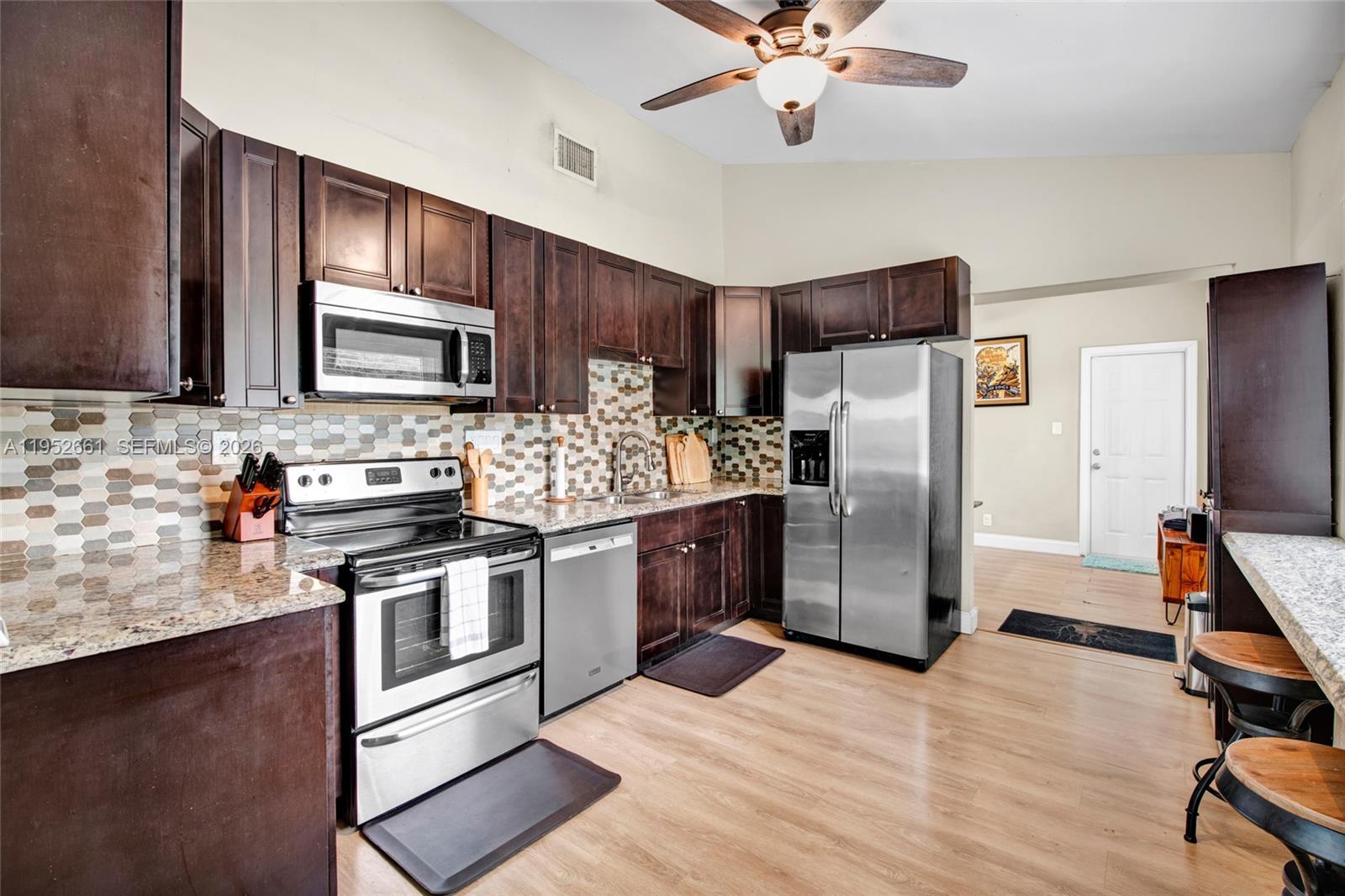 1512 SW 24th St Fort Lauderdale, FL 33315