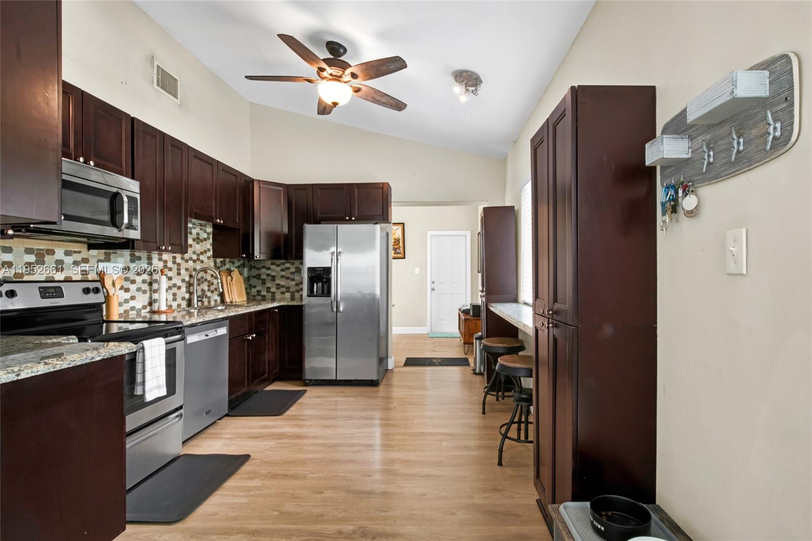 1512 SW 24th St Fort Lauderdale, FL 33315