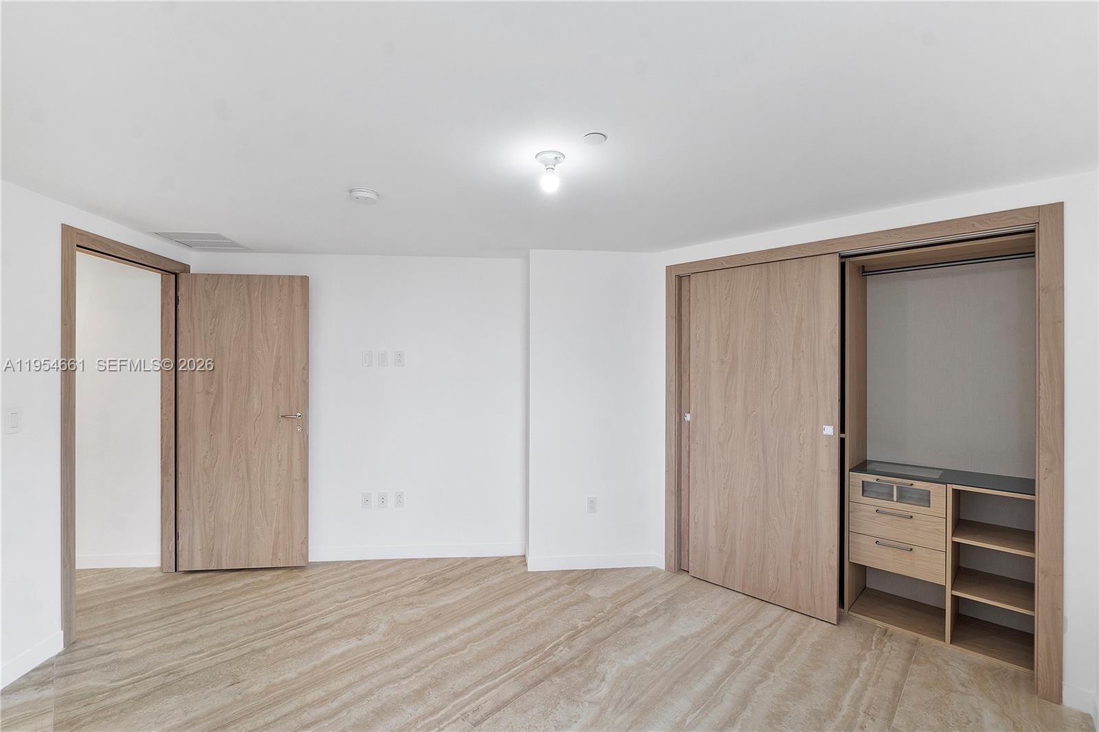 1135 103rd St #401 Bay Harbor Islands, FL 33154