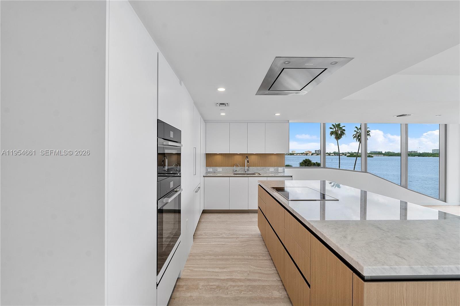 1135 103rd St #401 Bay Harbor Islands, FL 33154