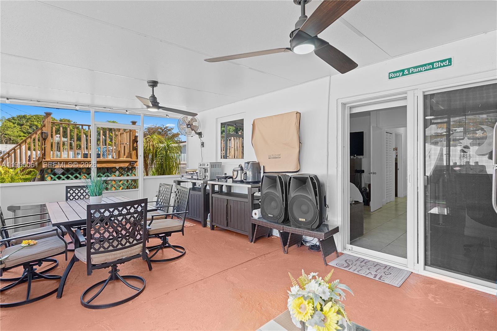 1031 NE 213th Ter Miami, FL 33179