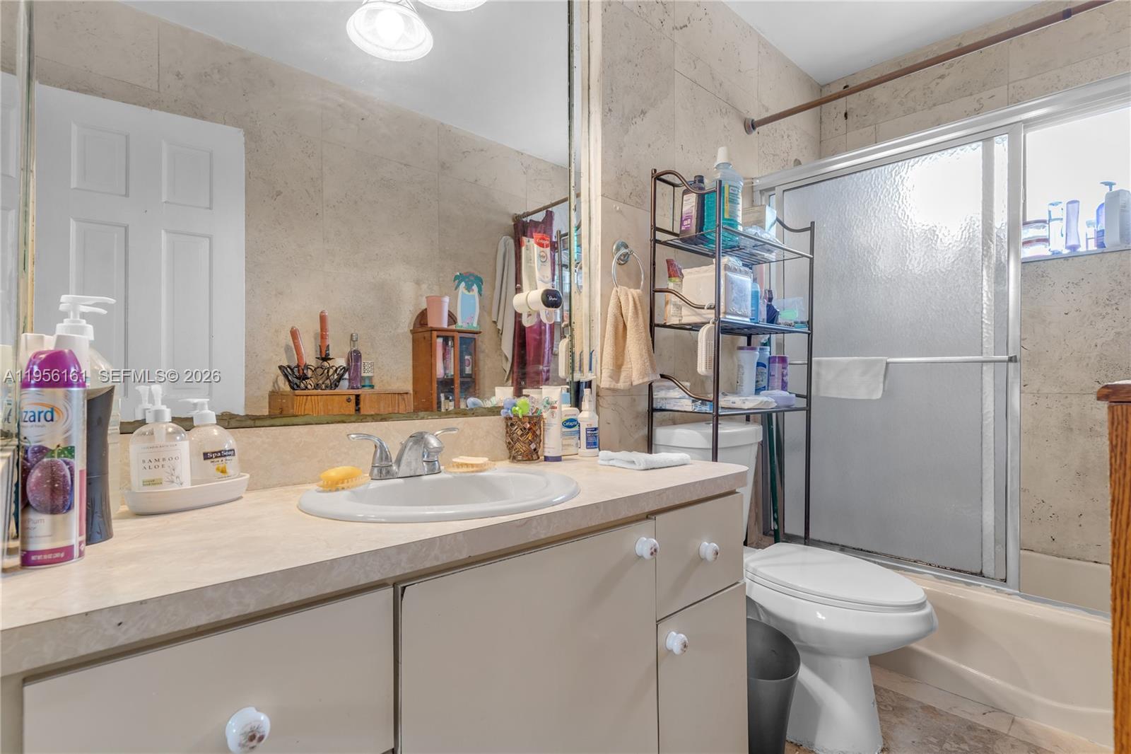 18670 Belview Dr Cutler Bay, FL 33157