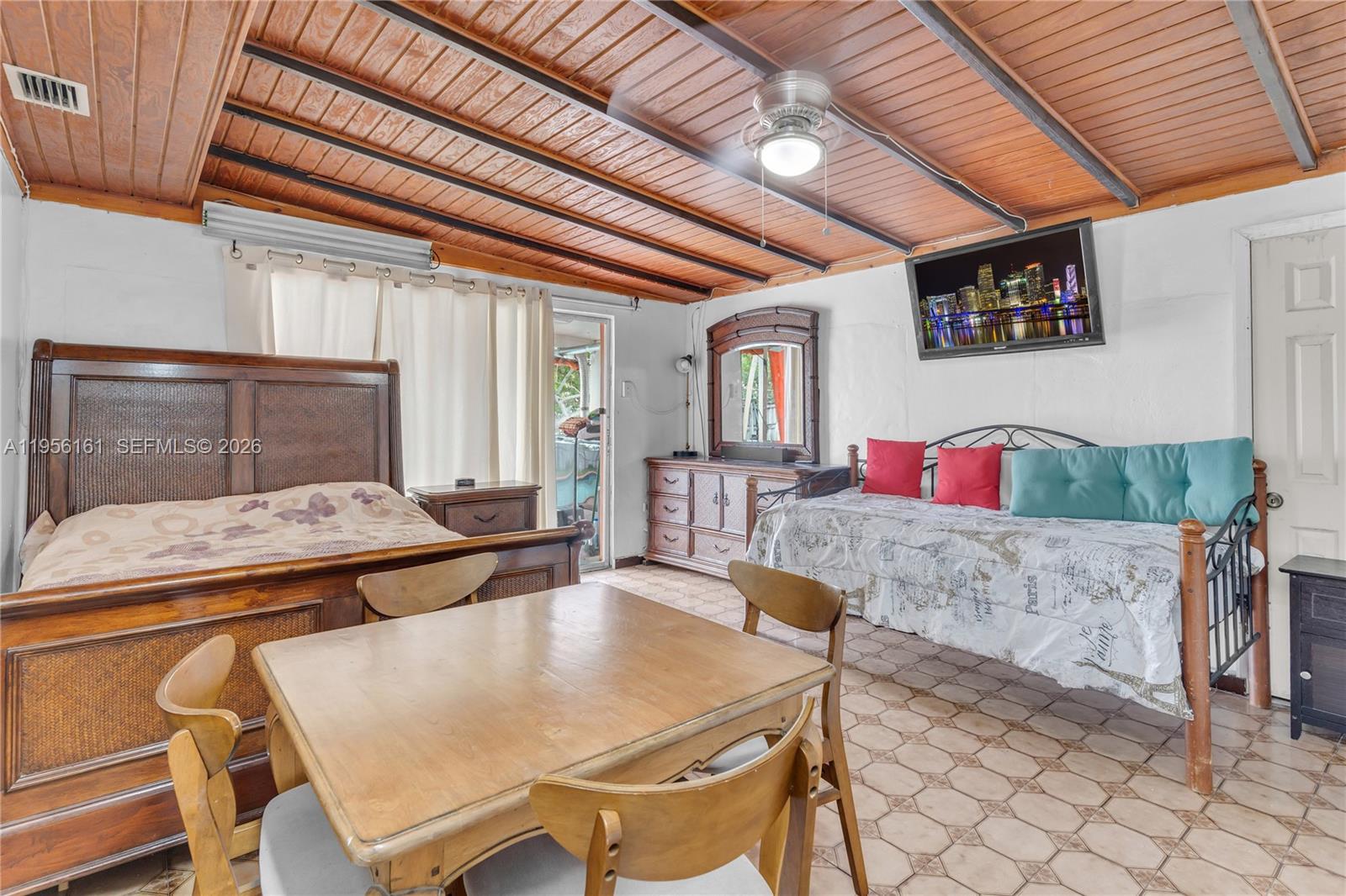 18670 Belview Dr Cutler Bay, FL 33157