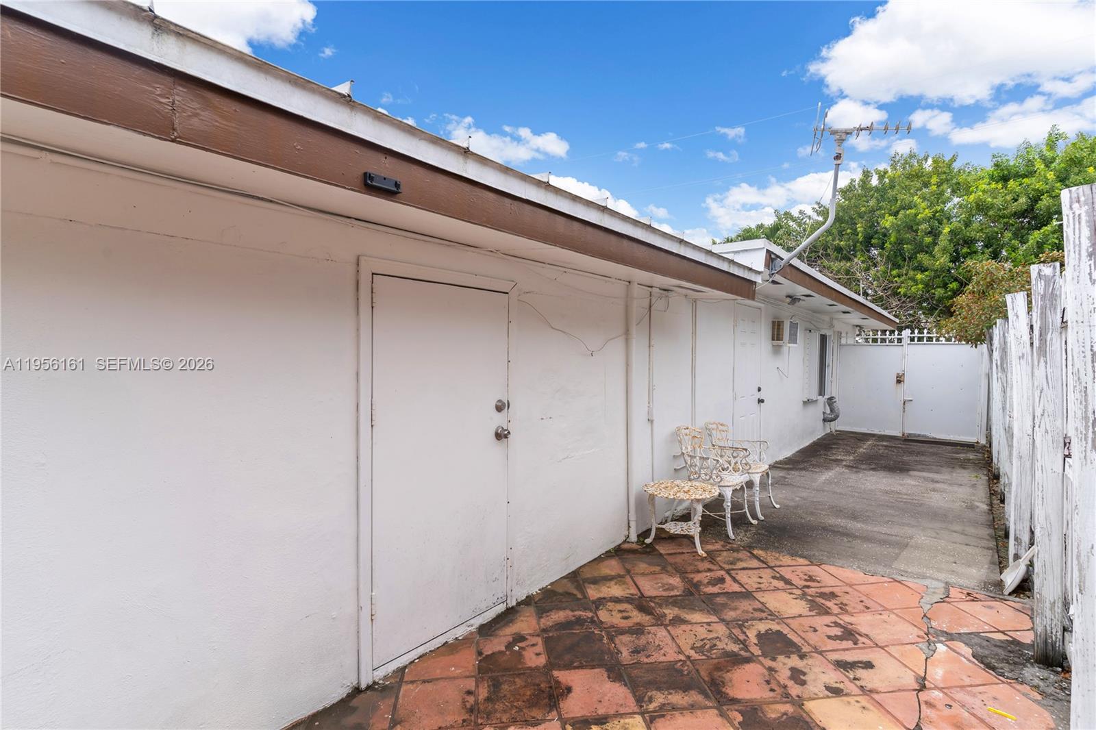 18670 Belview Dr Cutler Bay, FL 33157