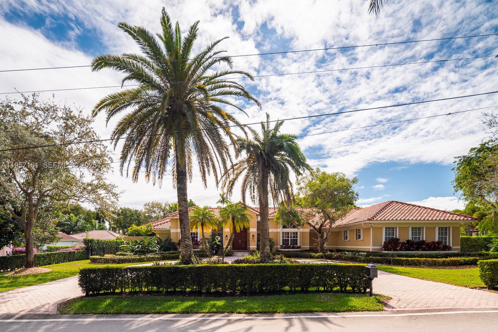5770 SW 128th St Pinecrest, FL 33156